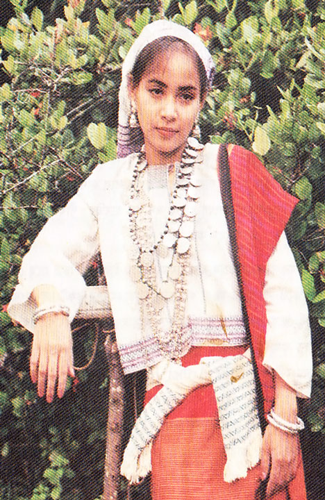 Tanchangya traditional dress (For women)