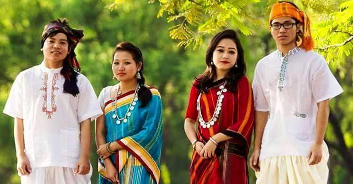 চাকমা তরুণ-তরুণী