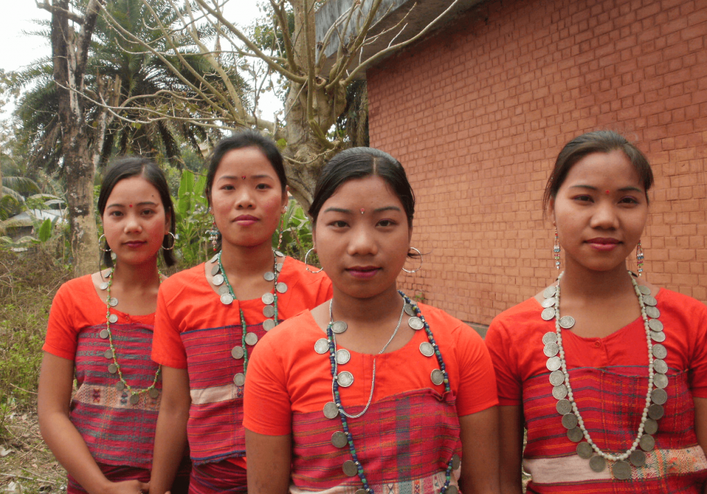 খিয়াং নারী