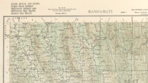 পুরনো টপোগ্রাফিক মানচিত্রের ওপরের অংশ, শিরোনামে RANGAMATI লেখা, সবুজ-বাদামি পাহাড়ি ভূমিরূপের ওপর গ্রাম ও নদীর নাম